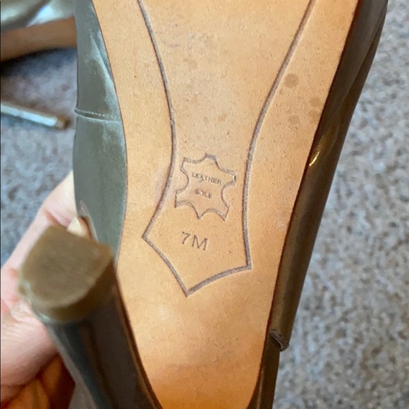 Joan & David heels - Picture 5 of 5